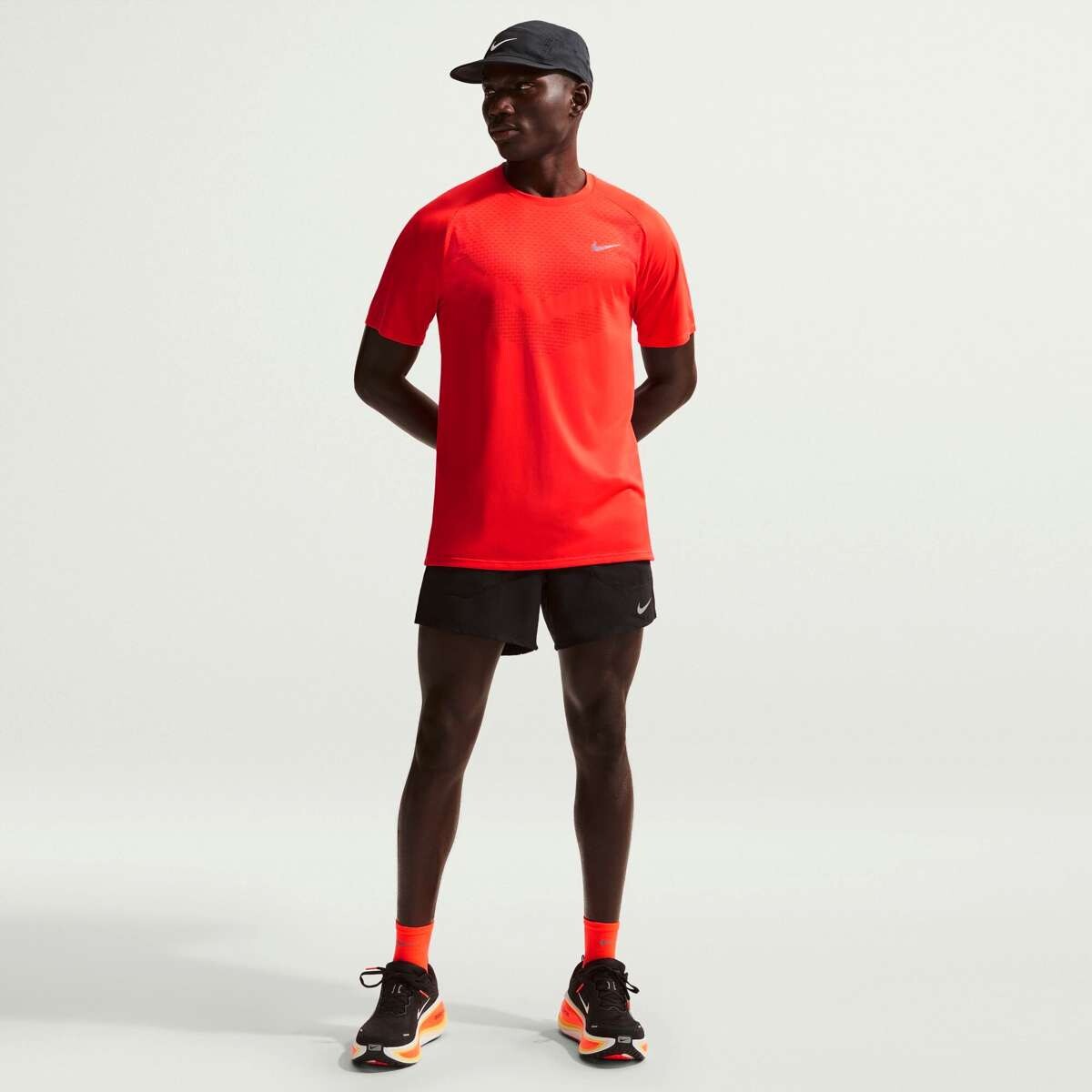 Remera Nike Dri-Fitadv Stride Manga Corta de Hombre - Rojo 