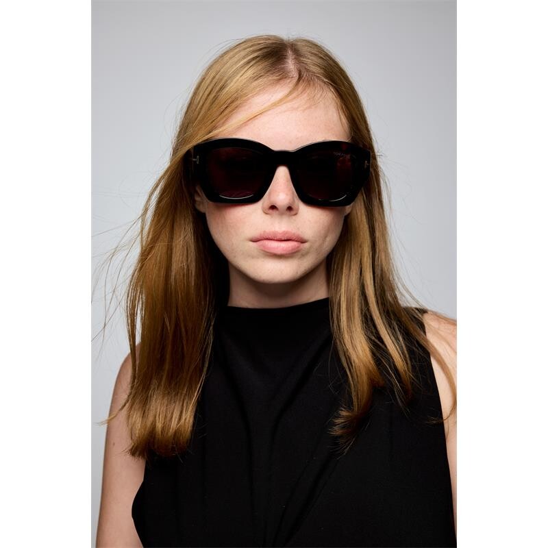 Tom Ford Guilliana 1083 01a