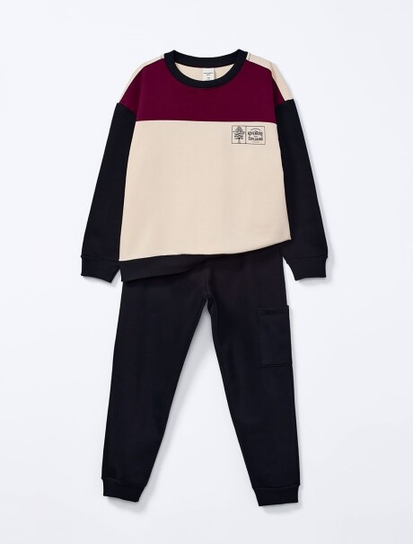 CONJUNTO INFANTIL CON ESTAMPA NEGRO