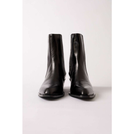 Bota Tilma Black