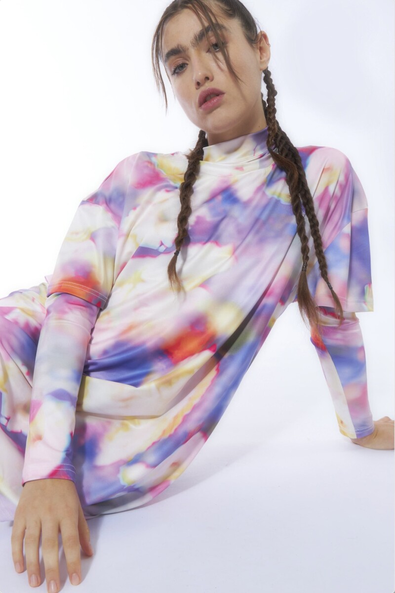 Remera over floral multicolor