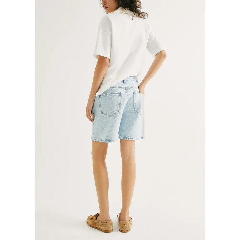 BERMUDA FEM AZUL CLARO