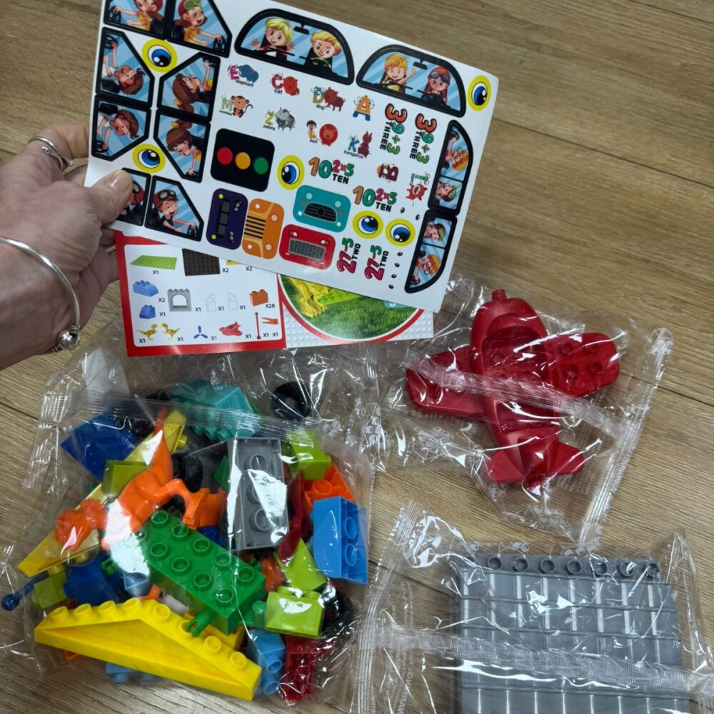 Mesa De Juego Para Bebe De Legos Con Encastre Y Sillita Mesa De Juego Para Bebe De Legos Con Encastre Y Sillita