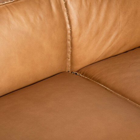 SOFÁ 4 CUERPOS CUERO MARRON TUFA CAMEL