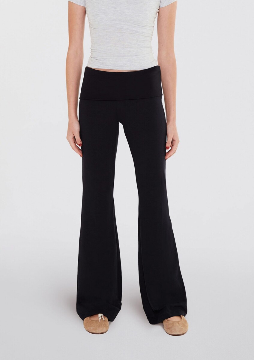 PANTALONES ACAMPANADOS CON CINTURA ELÁSTICA - NEGRO 