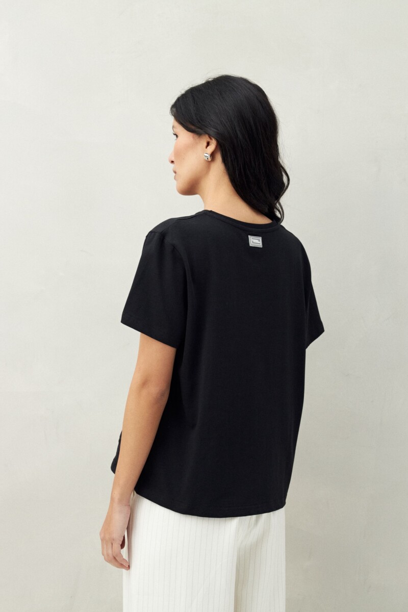 REMERA ORELIA Negro
