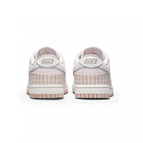 Championes Nike Dunk Low Ewt Pink