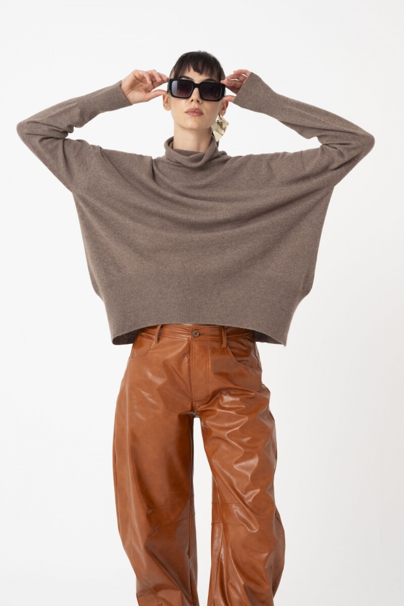 PANTALÓN SILUETA GLOBO Caramelo