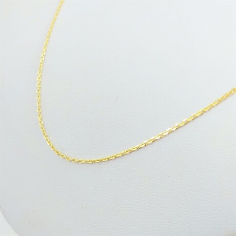 Cadena de oro 18Ktes, modelo forcet 0.7mm, largo de cadena 50cm. Cadena de oro 18Ktes, modelo forcet 0.7mm, largo de cadena 50cm.