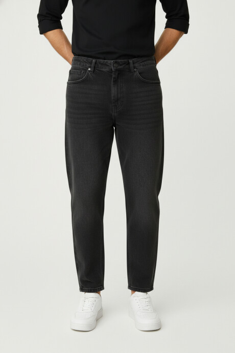 Pantalon Renvik Gris Oscuro