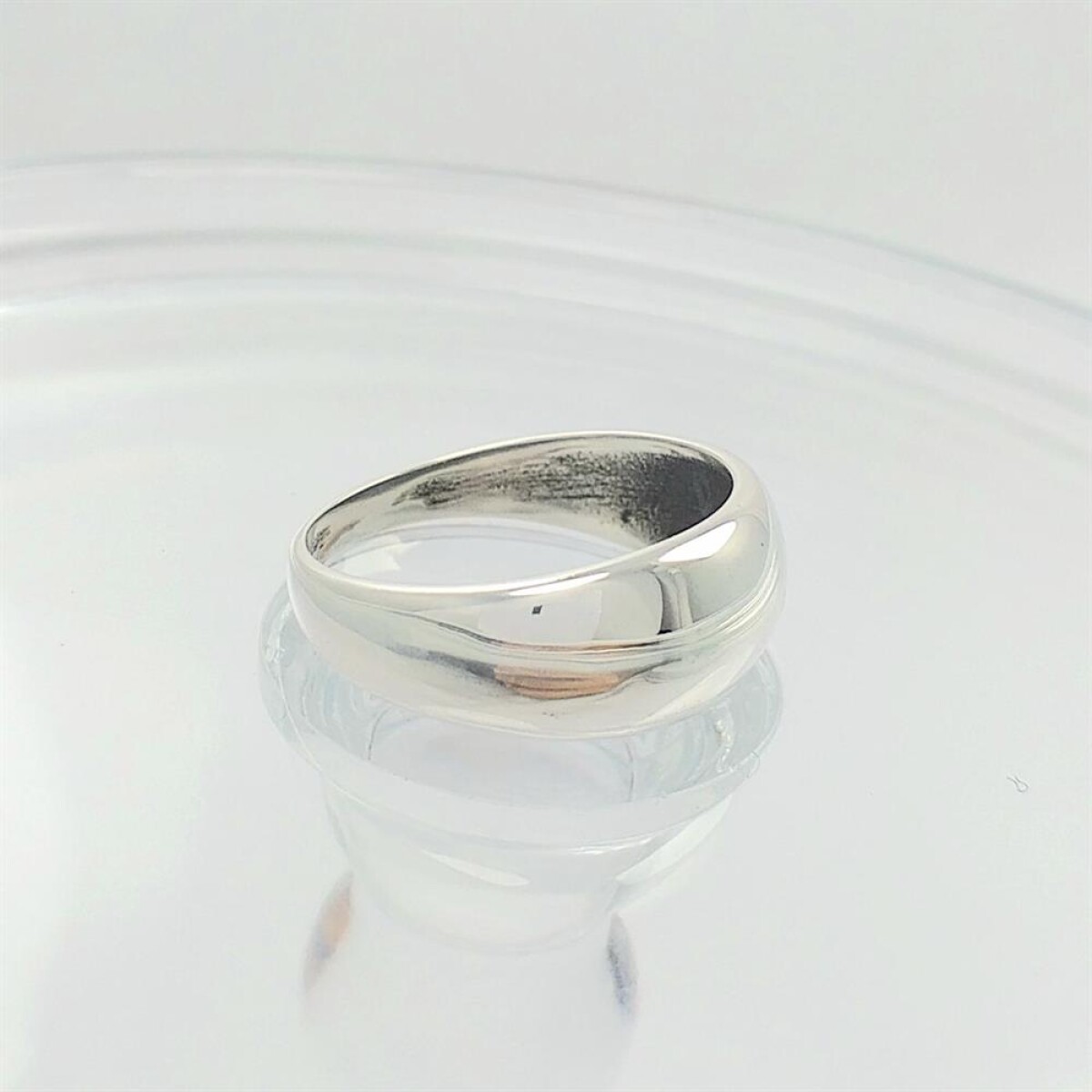 Anillo de plata 925, bombé liso. 