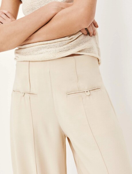 PANTALÓN RECTO BEIGE