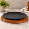 Plato hierro base madera 24 cm SANTANA Plato hierro base madera 24 cm SANTANA