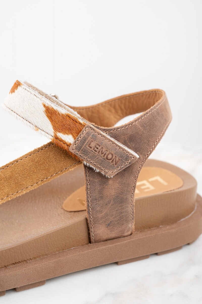 Sandalia Cuero Combinada Marrón