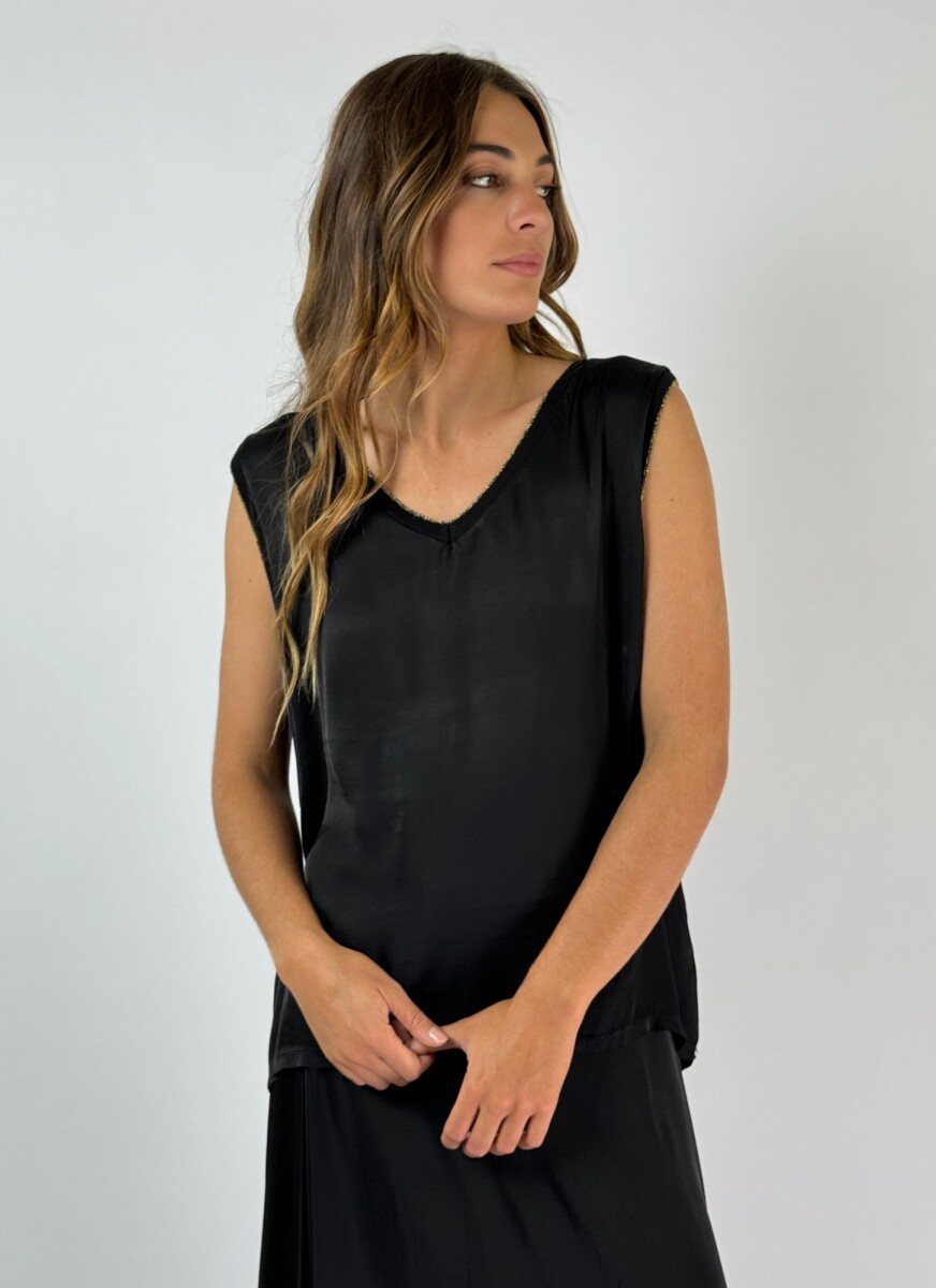 TOP LUANA - NEGRO 