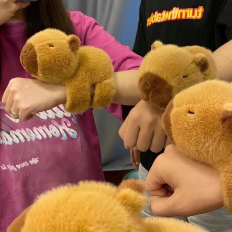 Muñequera Capybara Marron