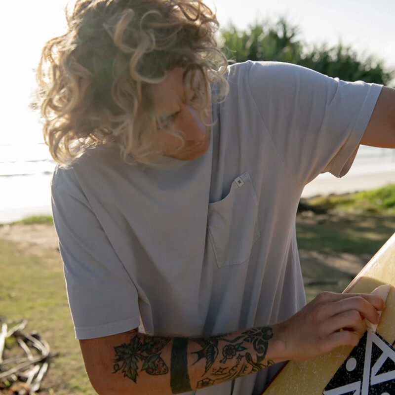 Remera Roark Made To Fade - Gris Remera Roark Made To Fade - Gris