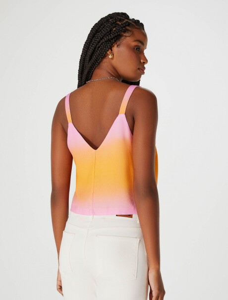 BLUSA SIN MANGAS NARANJA