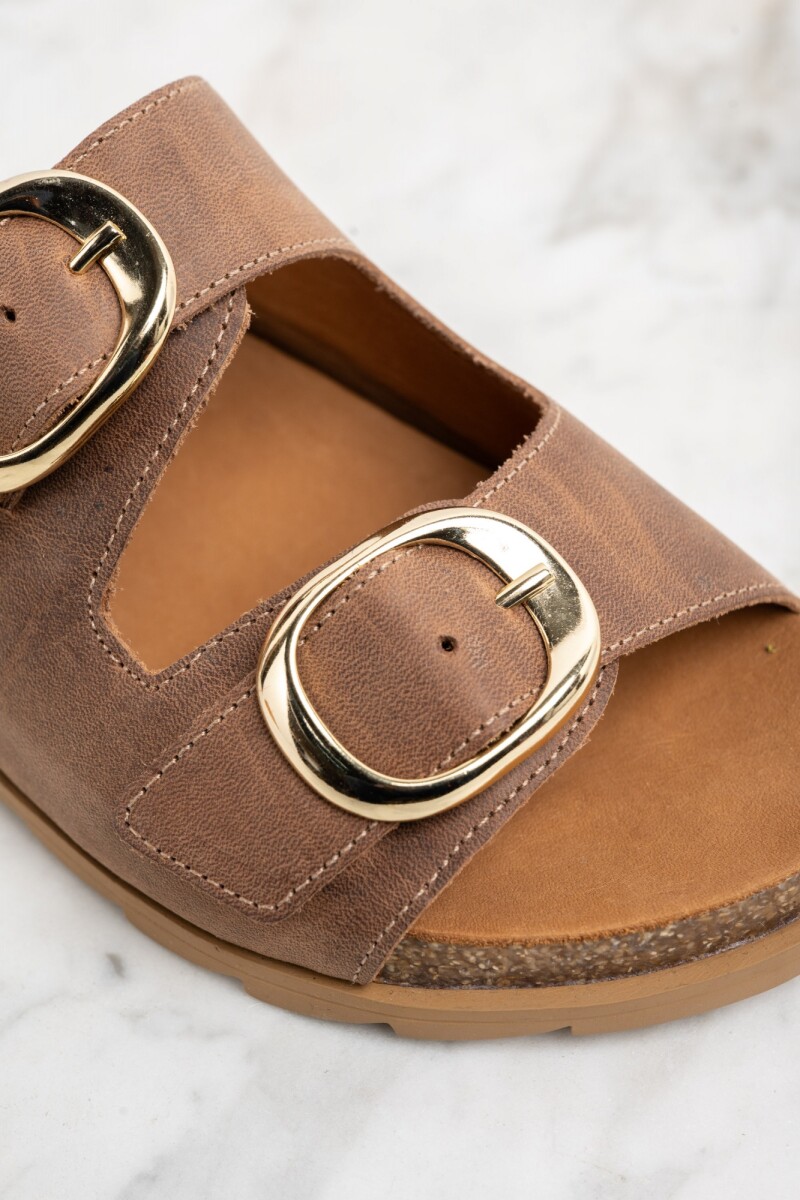 Sandalia Cuero Hebillas Marrón