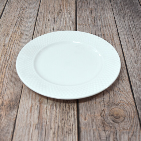 Plato llano de cerámico borde labrado de rombos Plato llano de cerámico borde labrado de rombos