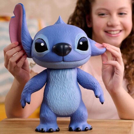 Figura juguete Stitch Star Play con movimiento y sonido 35 cm Figura juguete Stitch Star Play con movimiento y sonido 35 cm