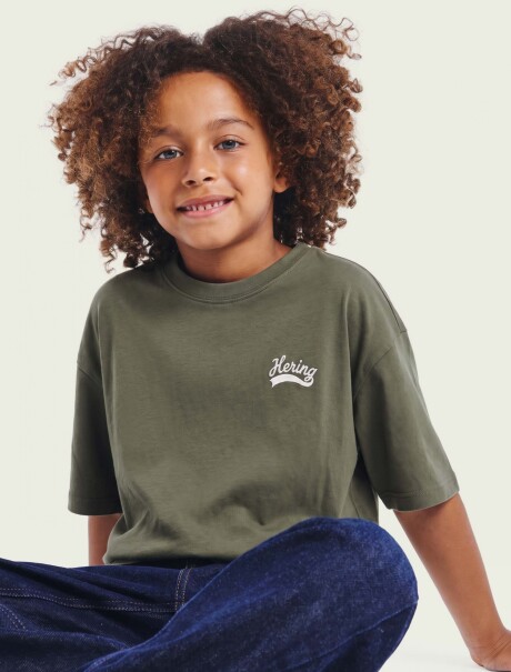 CAMISETA INFANTIL MODELO OVERSIZED CON ESTAMPA T-SHIRT MM