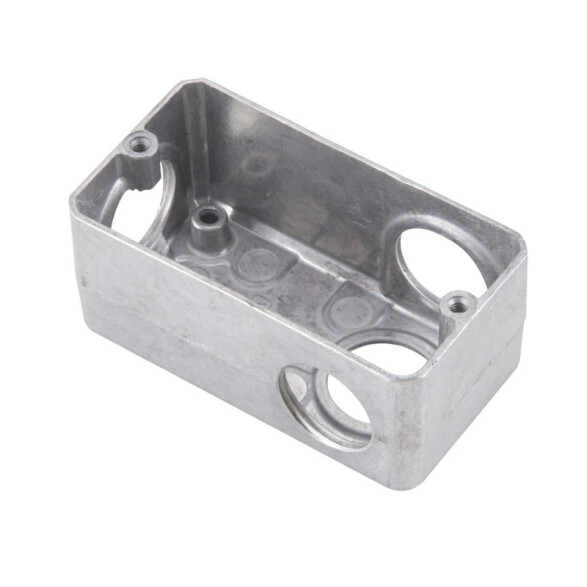 Caja múltiple con tapa, tipo L, rosca 3/4" -TRAMONTINA TE5804