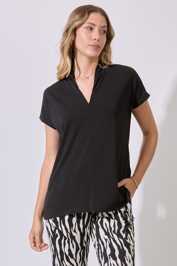 Blusa Escote V NEGRO