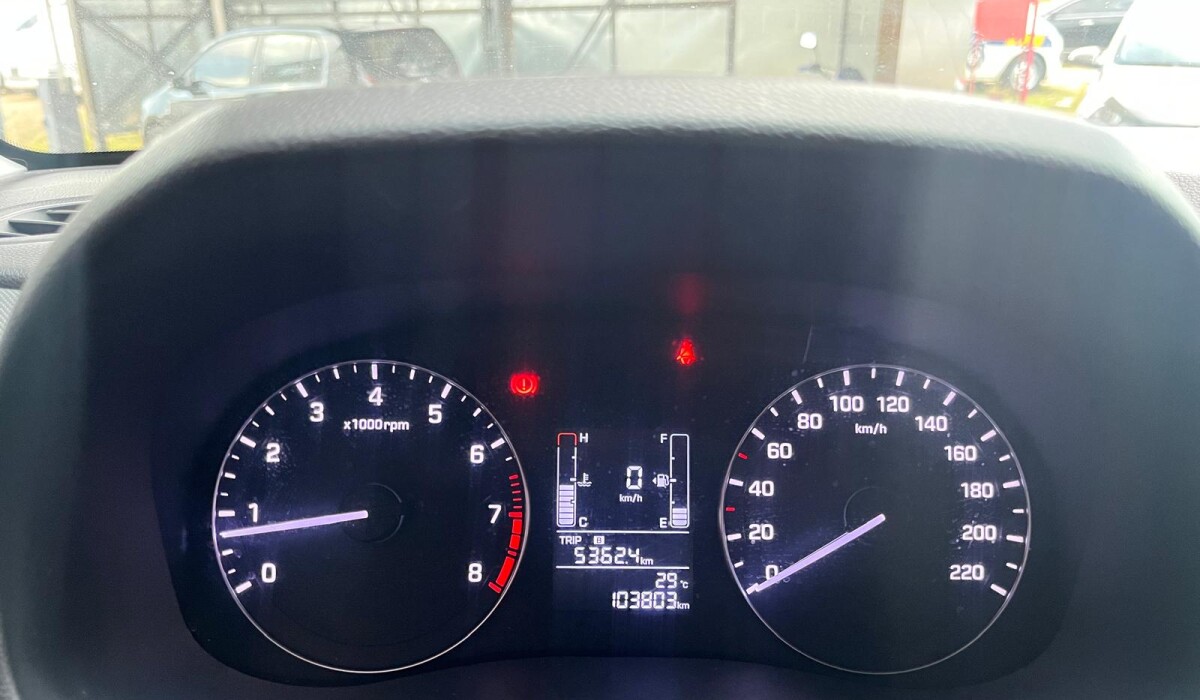 HYUNDAI CRETA GL SPORT MT 1.6 2016 HYUNDAI CRETA GL SPORT MT 1.6 2016