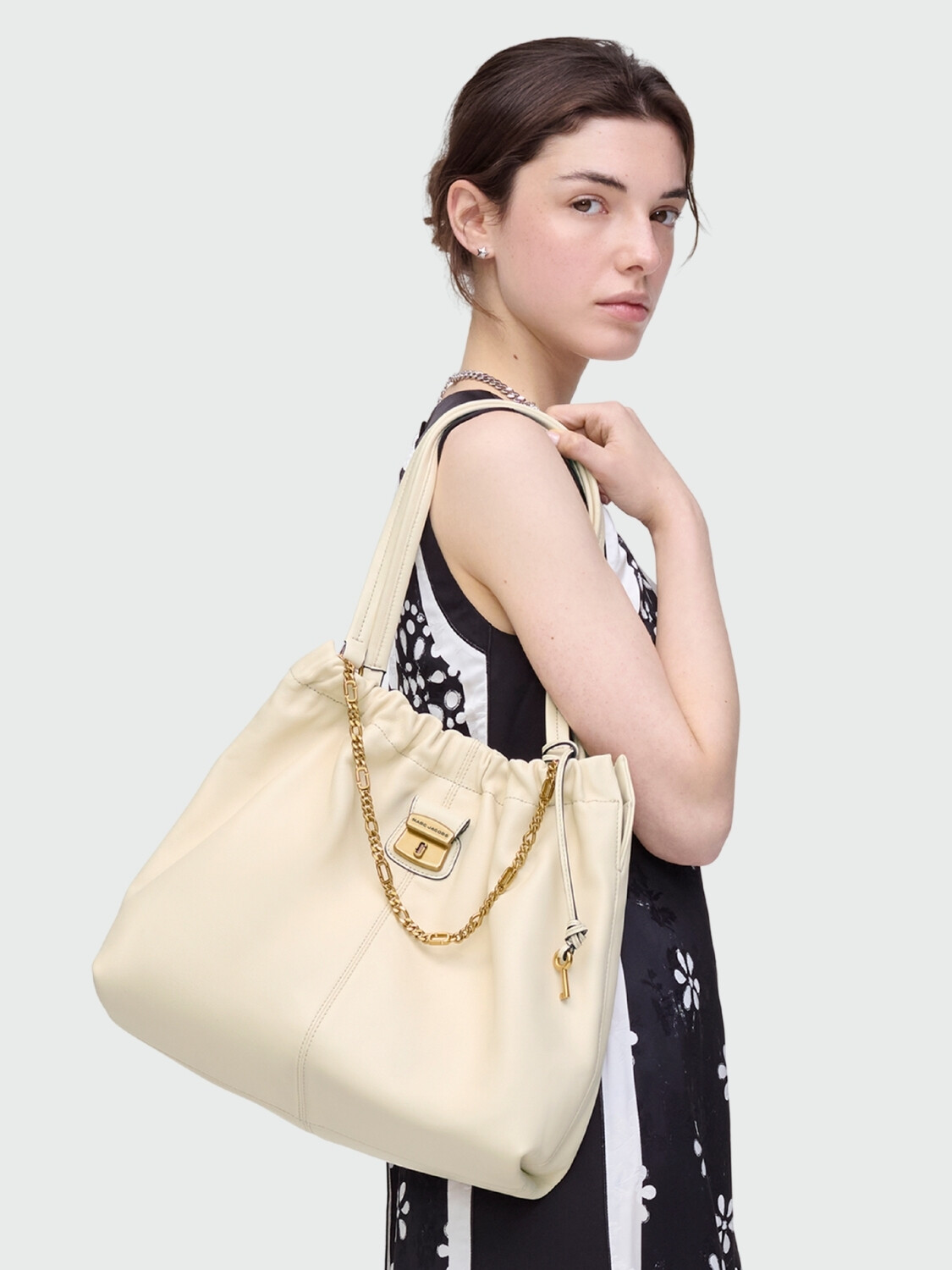 MARC JACOBS - The Tote Cristina 111