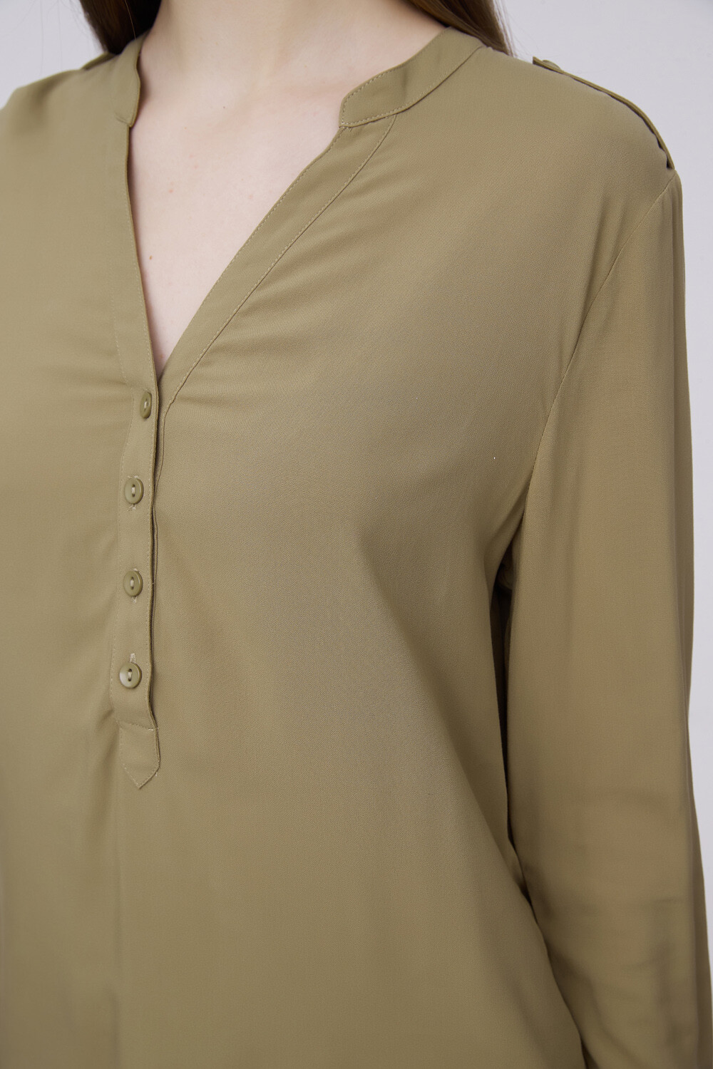 Blusa Yura Verde Oliva Claro