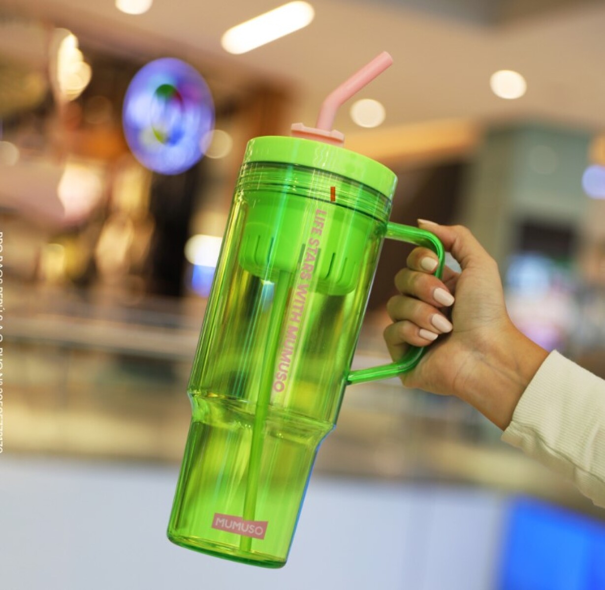 VASO DE GRAN CAPACIDAD CON ASA Y PAJITA (1100 ML/VERDE) 