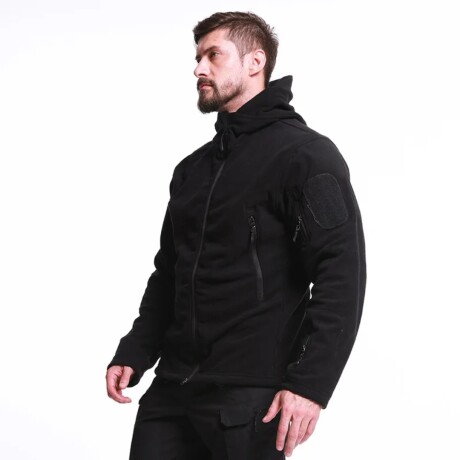 Campera táctica en micropolar Negro