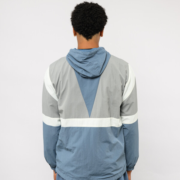 Campera Nylon Pulse Umbro Hombre P59