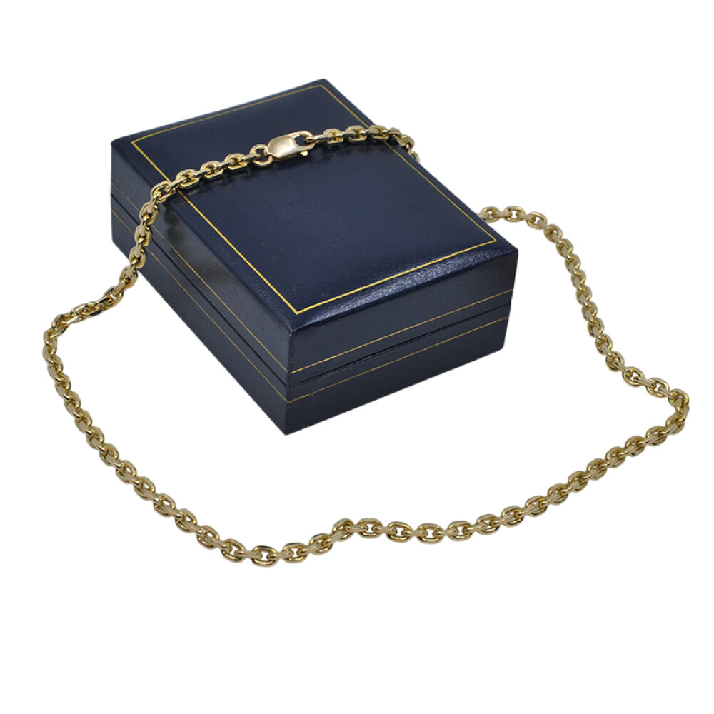 Cadena en oro 18k tipo forcet. Largo 45 cm aprox. Cadena en oro 18k tipo forcet. Largo 45 cm aprox.