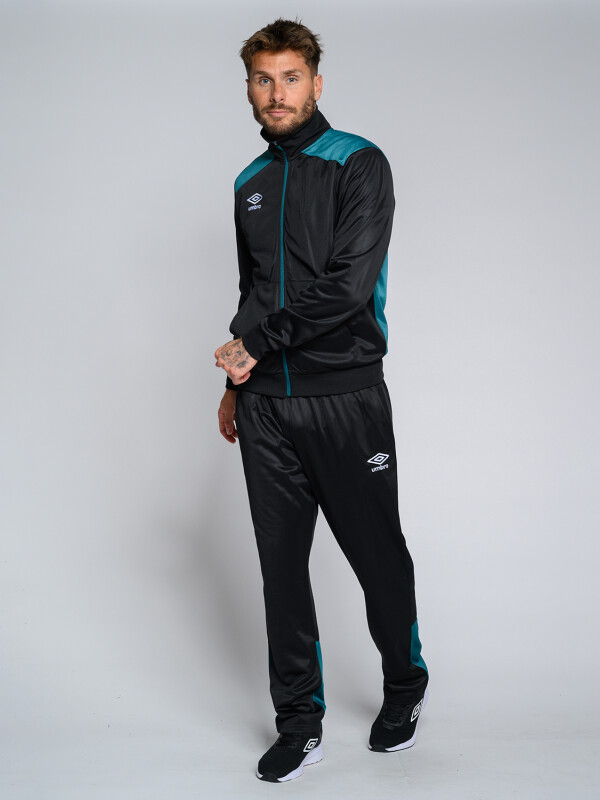 Equipo Hitch Umbro Hombre 02o