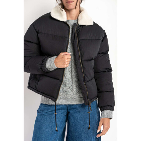 Campera Capitoneada Negro