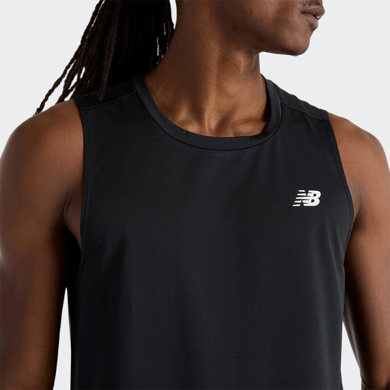 Musculosa New Balance Sport Essentials Negro