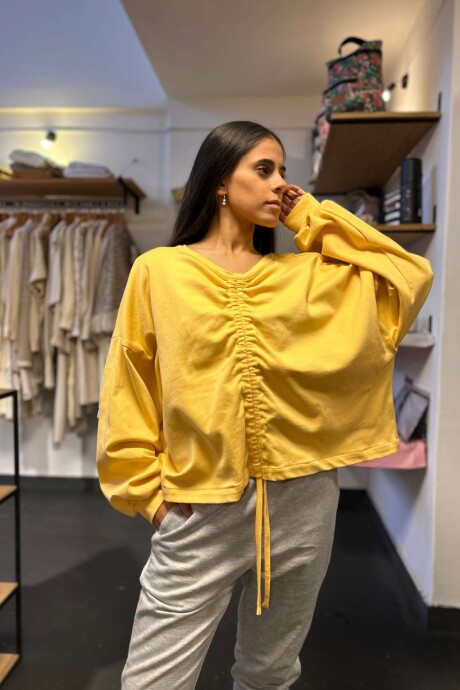 Sweater Grun Amarillo