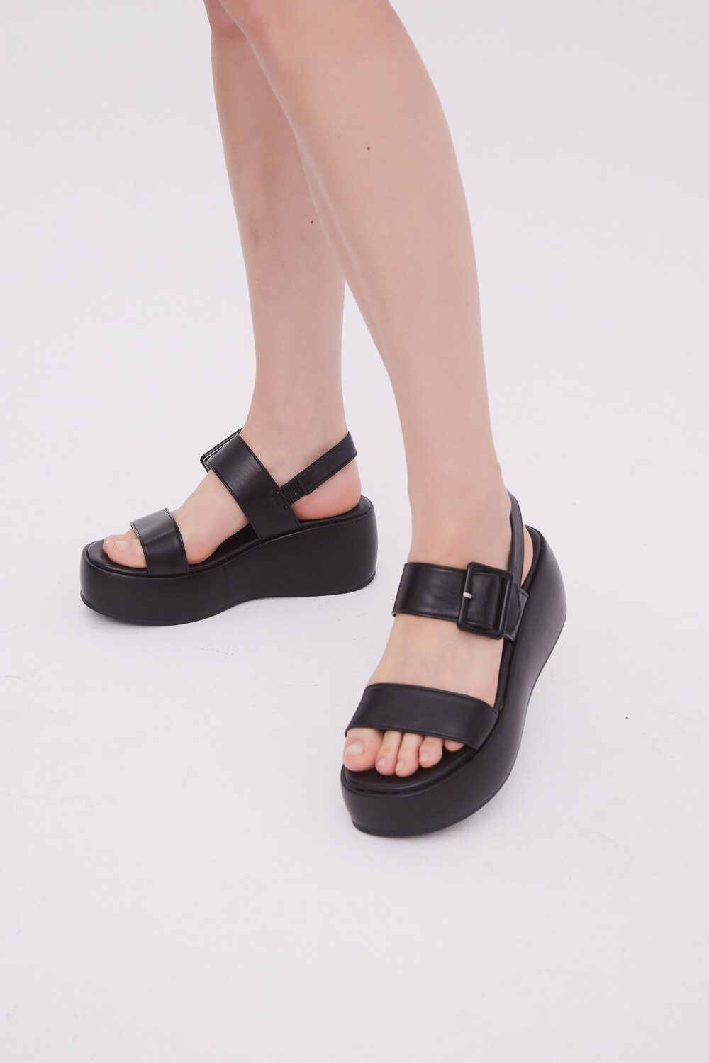 Sandalia Laby Negro