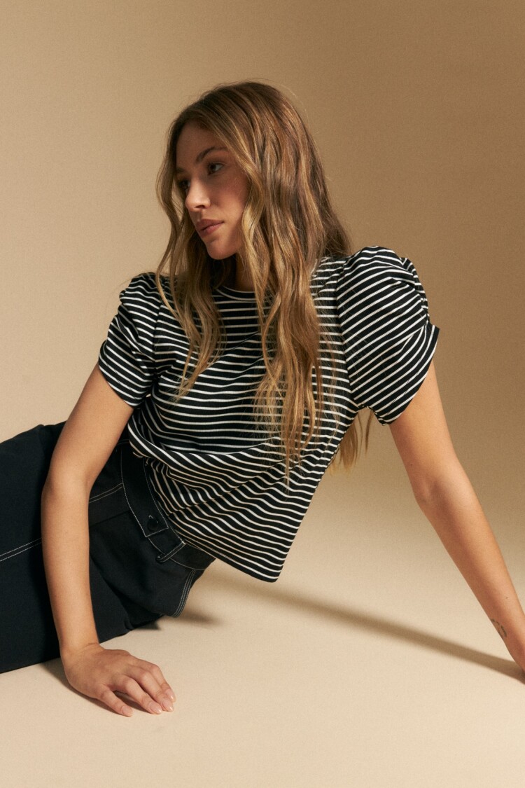 REMERA STRASBOURG Negro