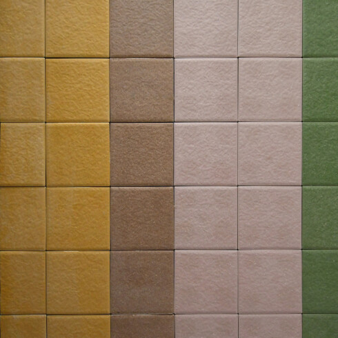 CERAMICA PISO 15X15 ANTIDESLIZANTE MARRON RUSTICO ESMALTADA GAMAS DE MARRON