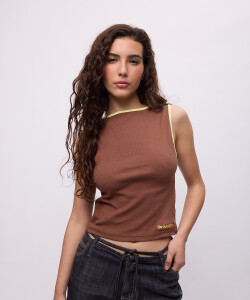 Top Basic Marron