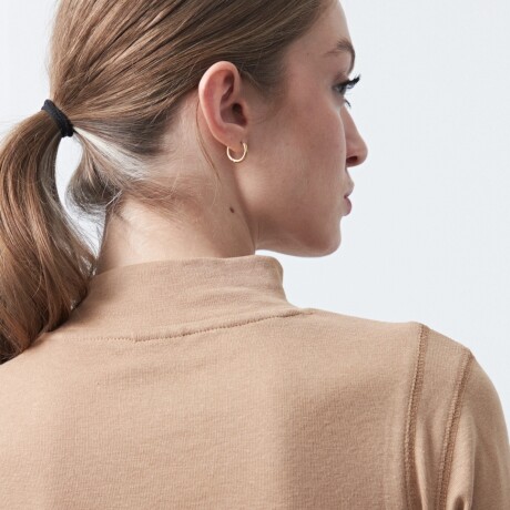 POLERA RULIO Beige Oscuro