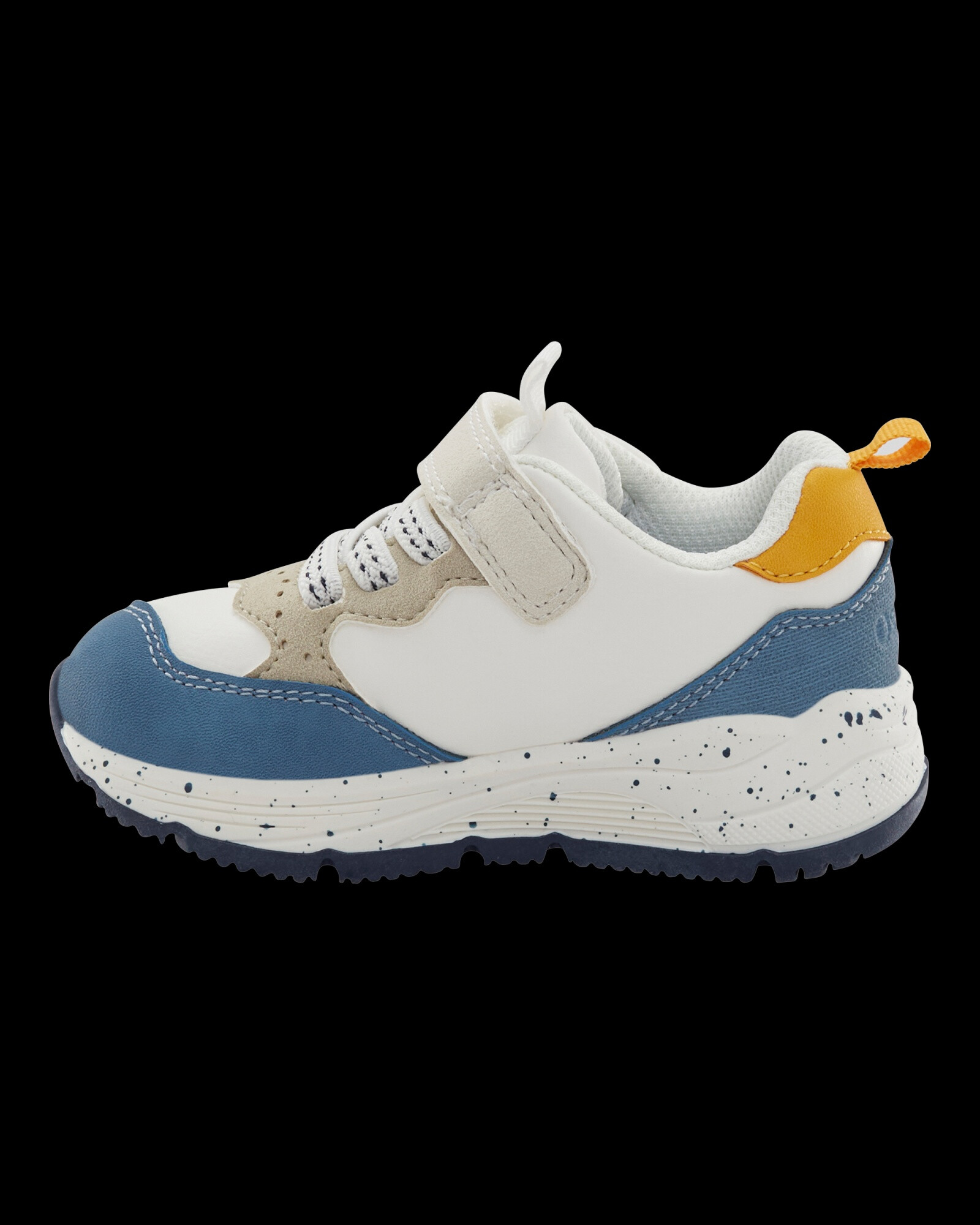 Championes casuales, diseño colorblock Championes casuales, diseño colorblock