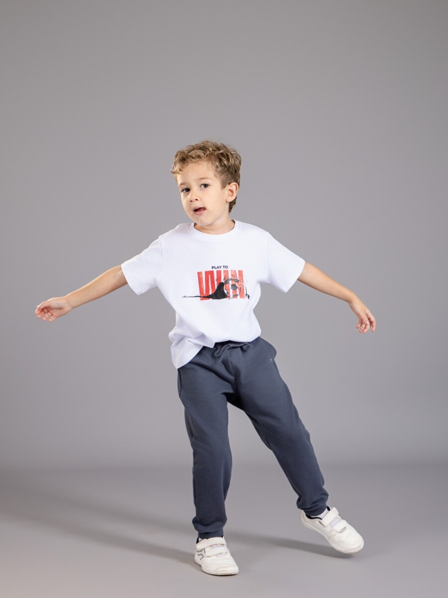 Remera con Serigrafía. - Negro 