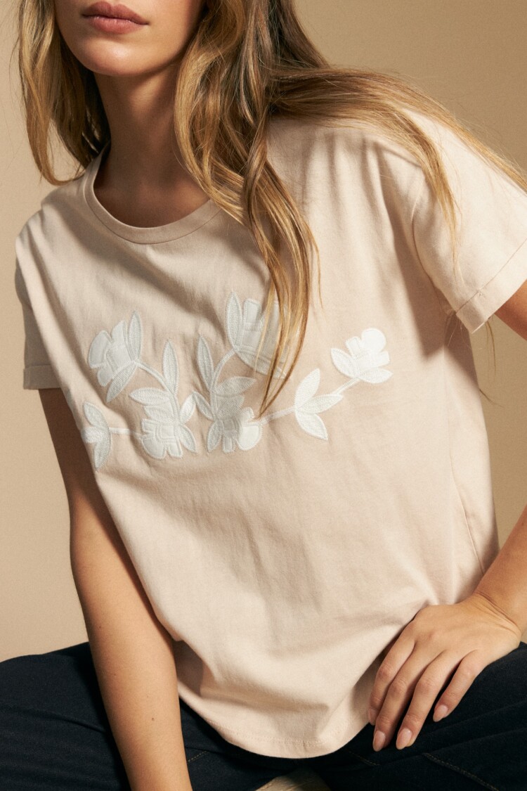 REMERA FLORALIA Tostado