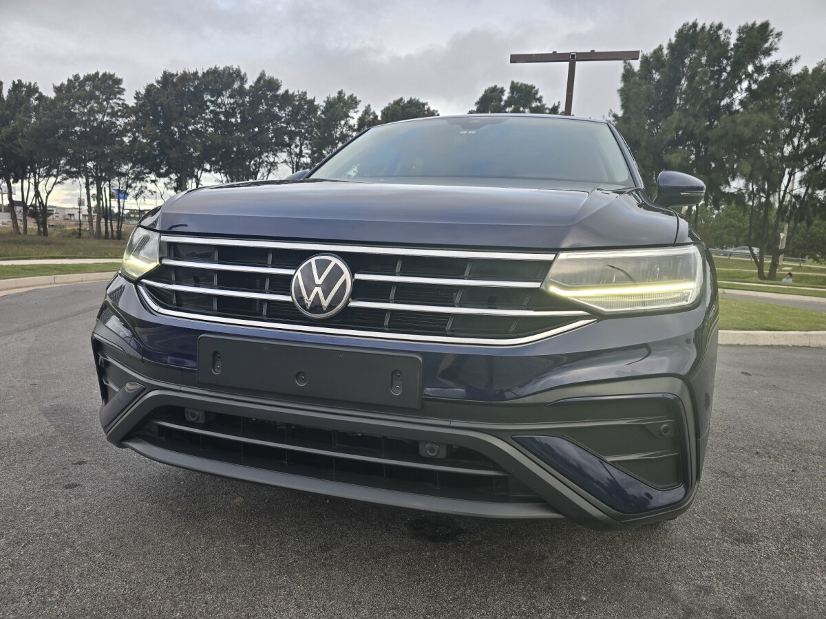Volkswagen Tiguan Life 1.4 7Pax| Permuta / Financia Volkswagen Tiguan Life 1.4 7Pax| Permuta / Financia