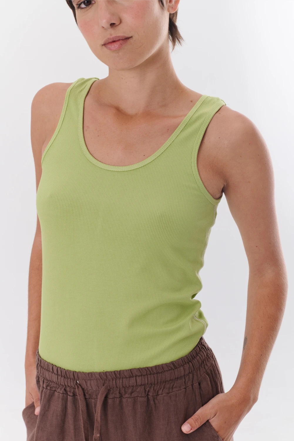 MUSCULOSA LINA verde 3