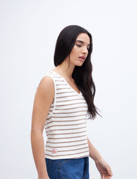 Musculosa Moira Rayas arena